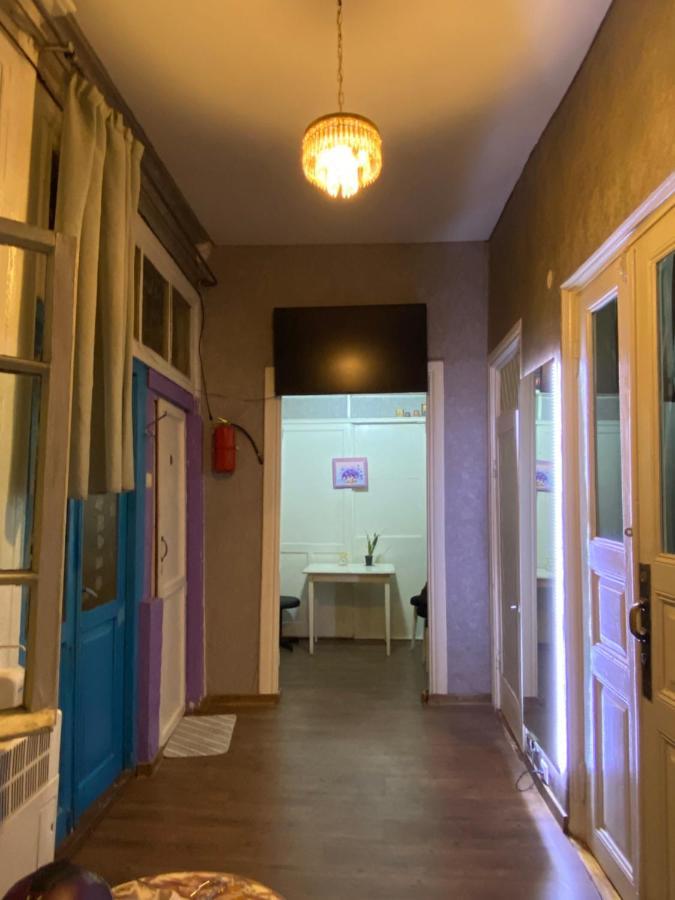 טביליסי Traveler Hostel מראה חיצוני תמונה