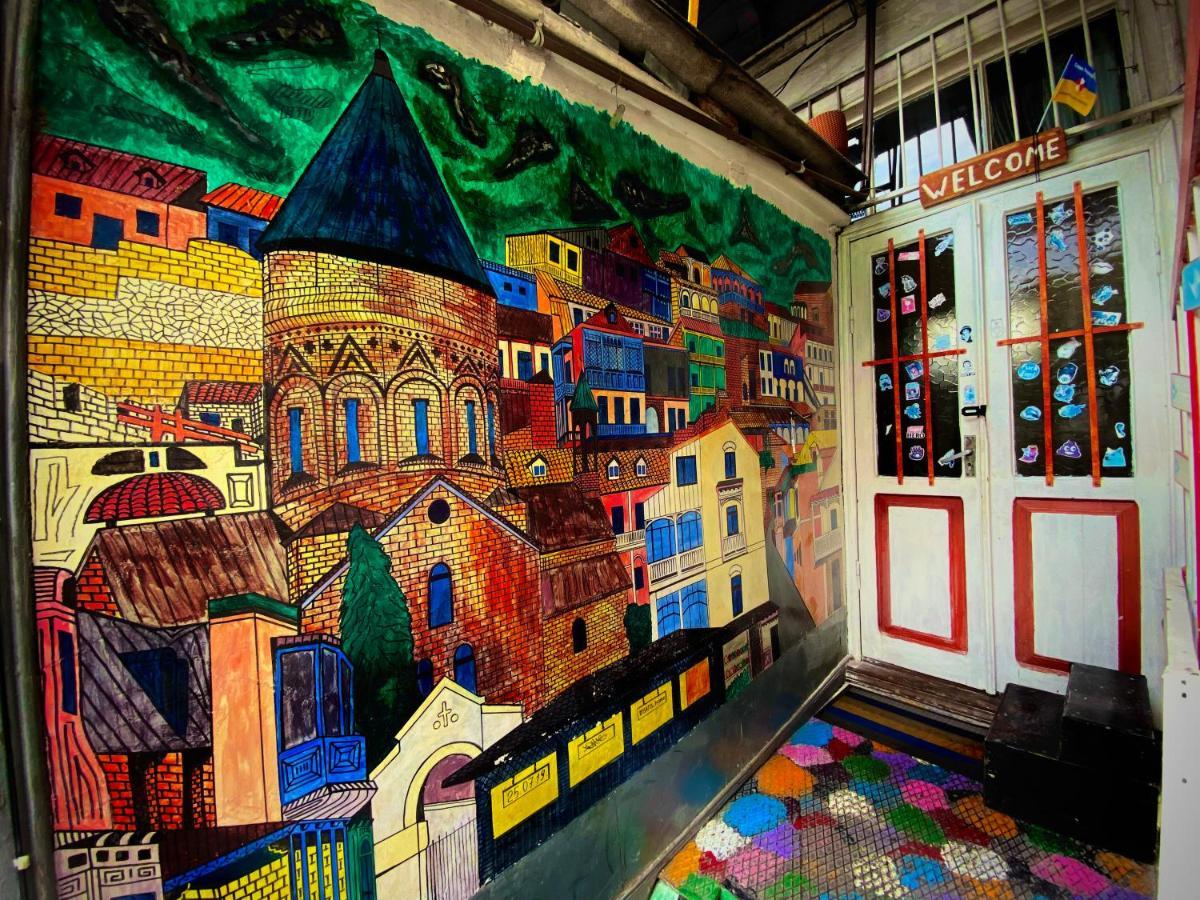 טביליסי Traveler Hostel מראה חיצוני תמונה